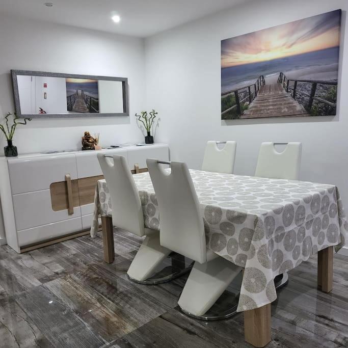 Nandos Apartement Коста да Капарика Екстериор снимка